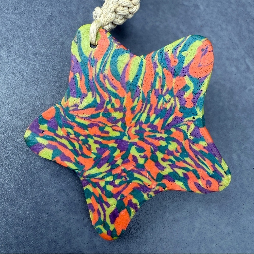Colorful Star Pendant Necklace - Picture 9 of 16